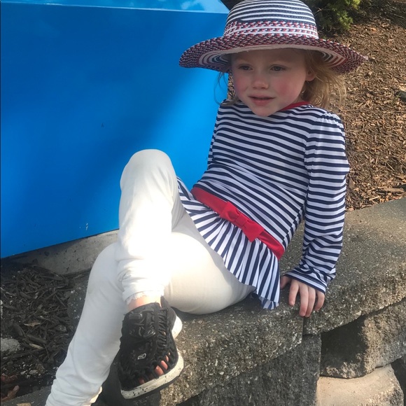 Meet your Posher, Monique - Picture 2 of 7